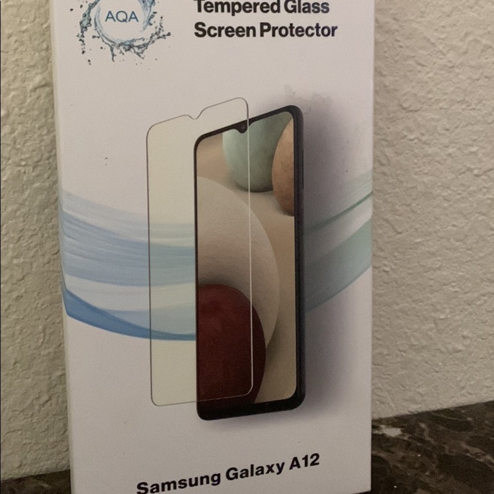 Tempered glass screen protector